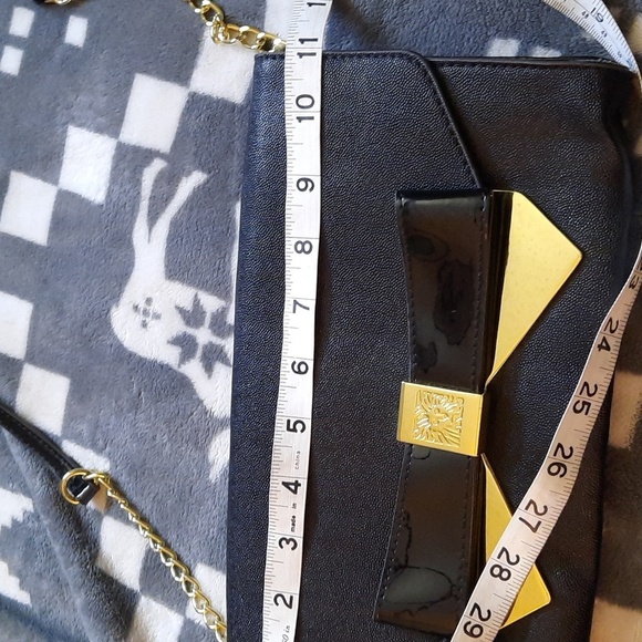 Anne Klein Black and Gold Shoulder Clutch Hand Bag - Picture 11 of 14
